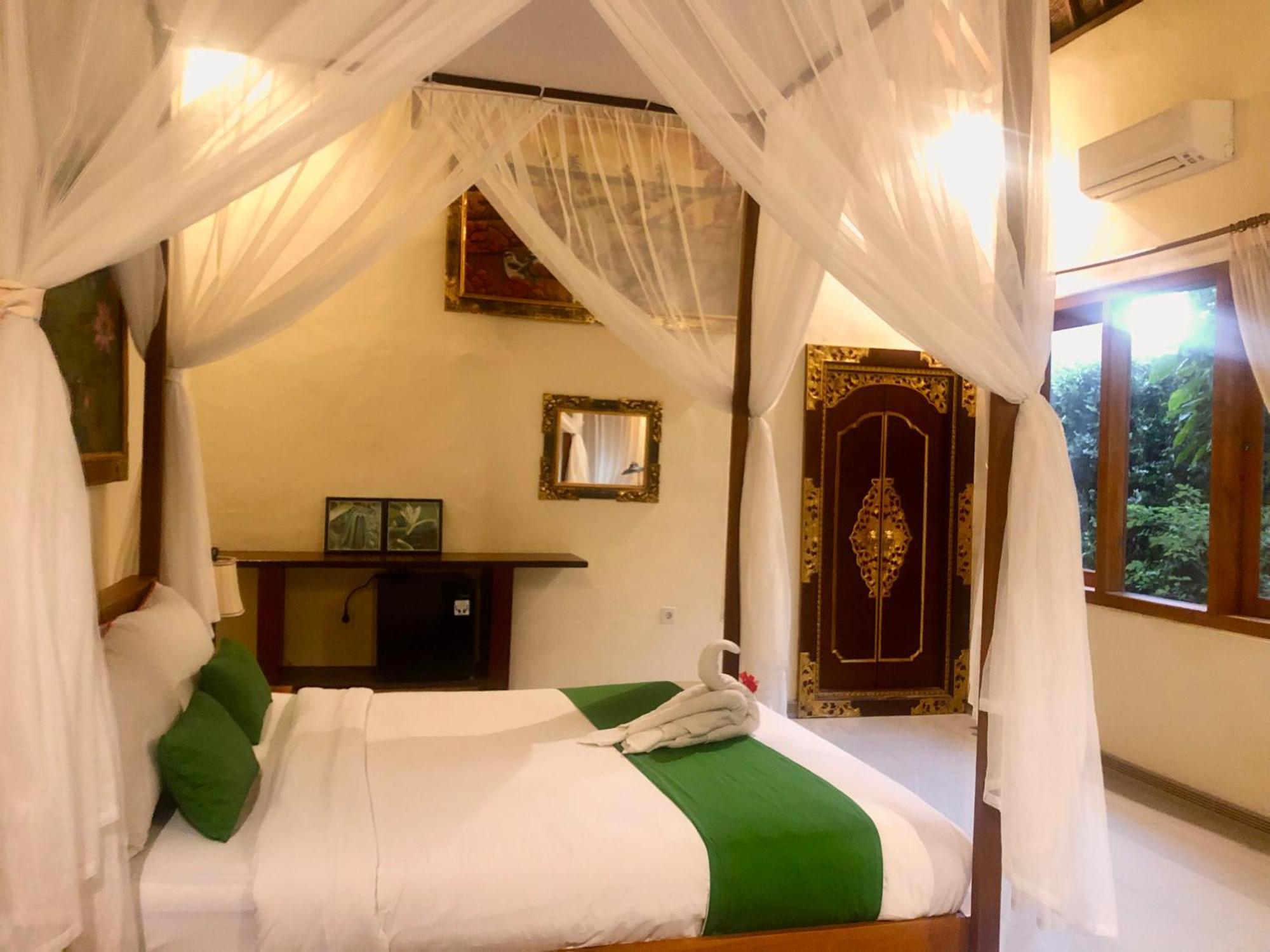Graha Madesimon Hotel Ketewel Екстериор снимка
