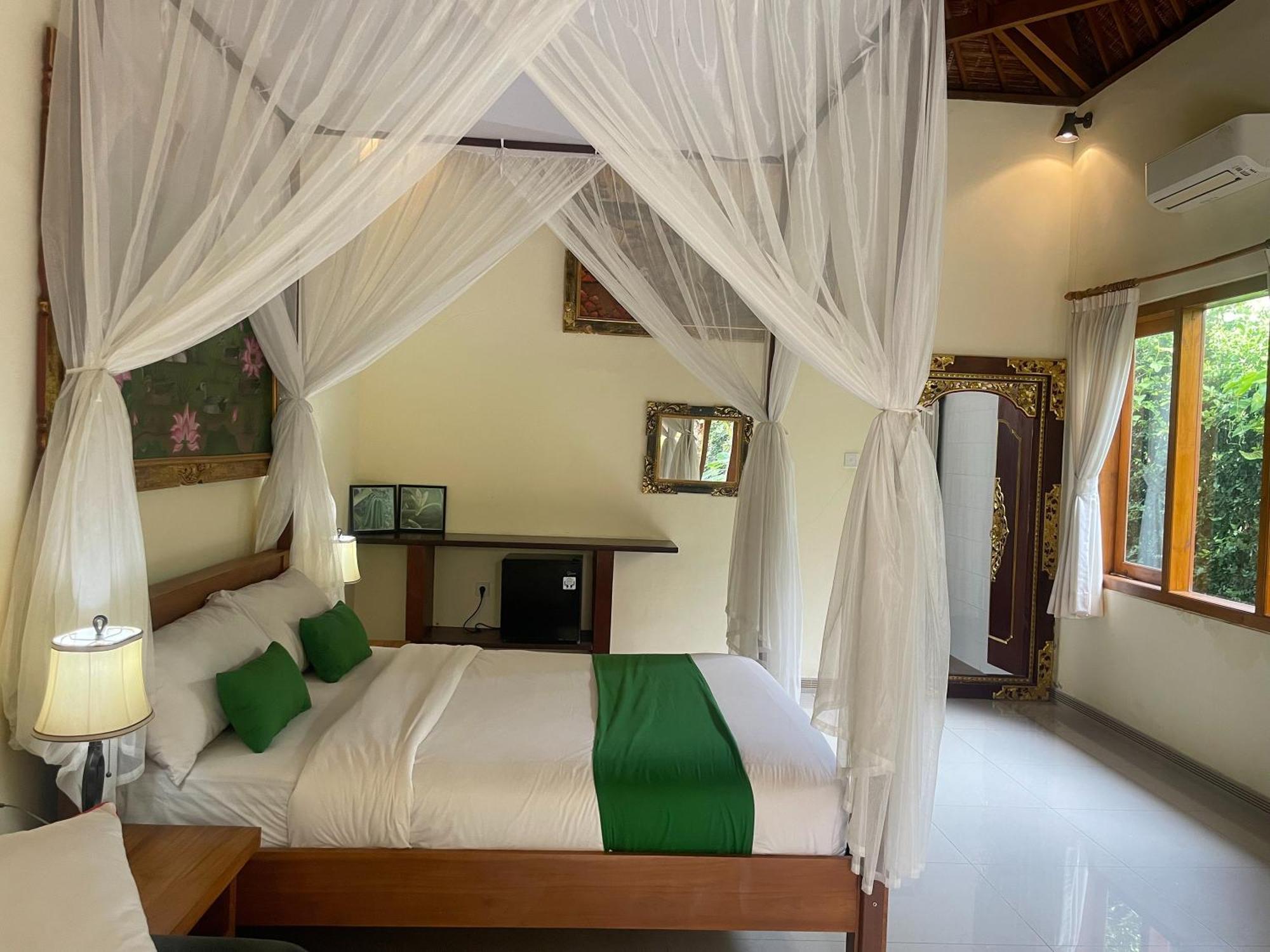 Graha Madesimon Hotel Ketewel Екстериор снимка