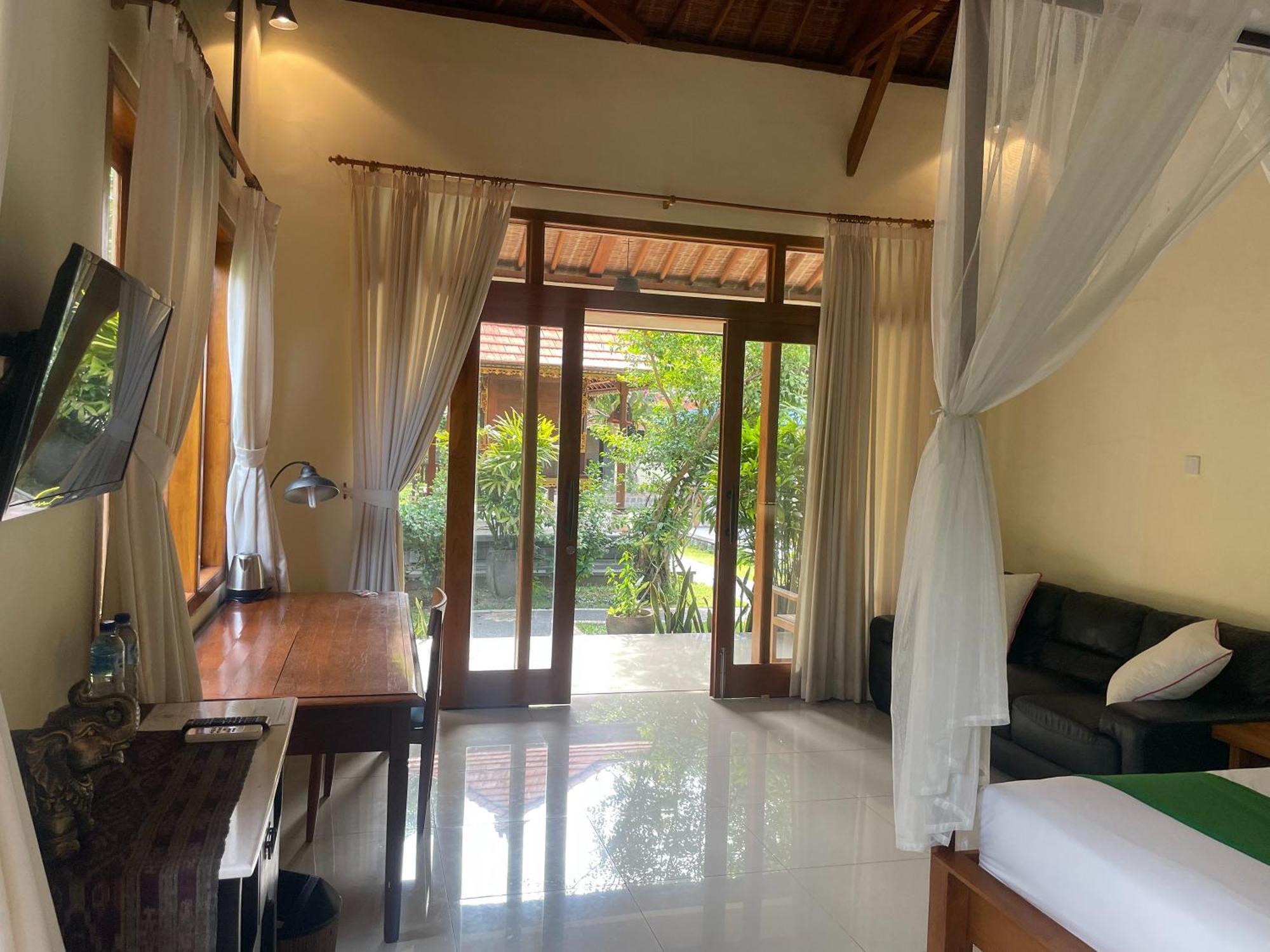 Graha Madesimon Hotel Ketewel Екстериор снимка