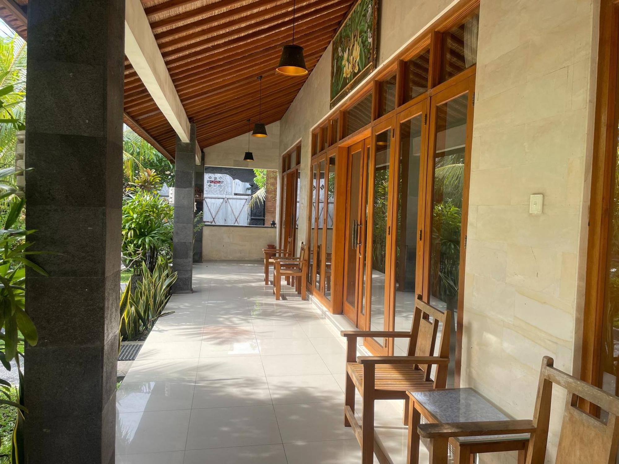 Graha Madesimon Hotel Ketewel Екстериор снимка