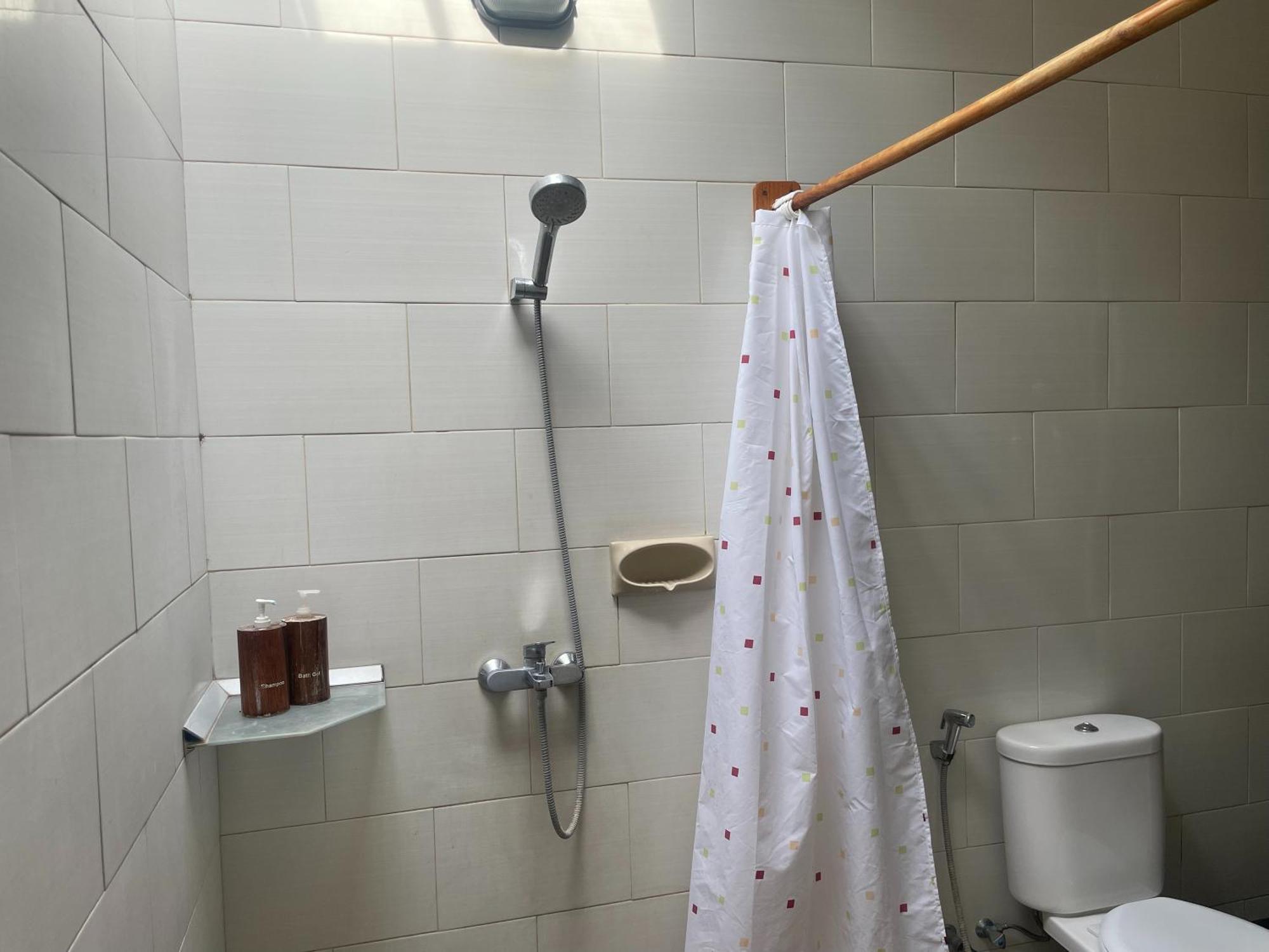 Graha Madesimon Hotel Ketewel Екстериор снимка