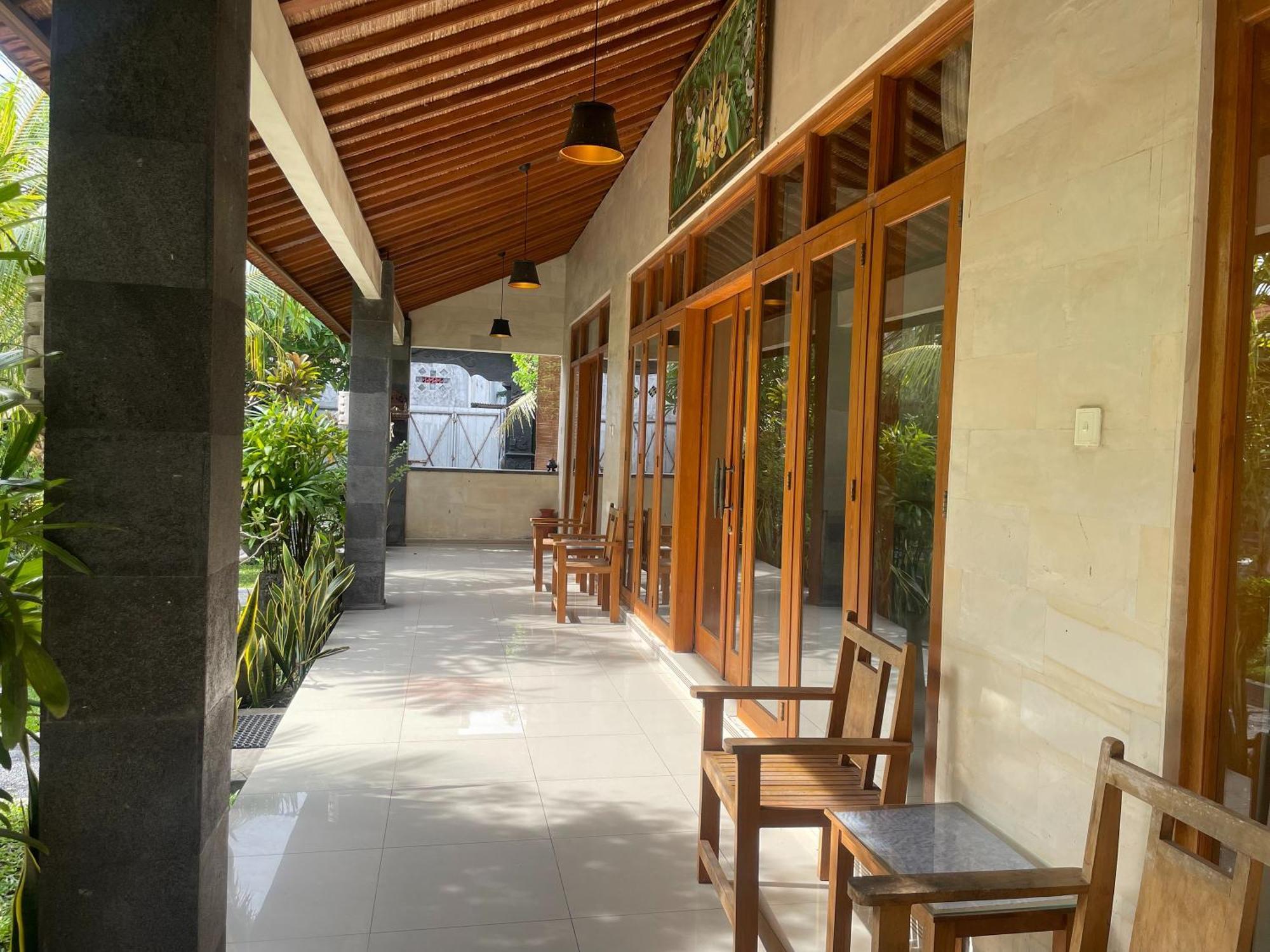 Graha Madesimon Hotel Ketewel Екстериор снимка